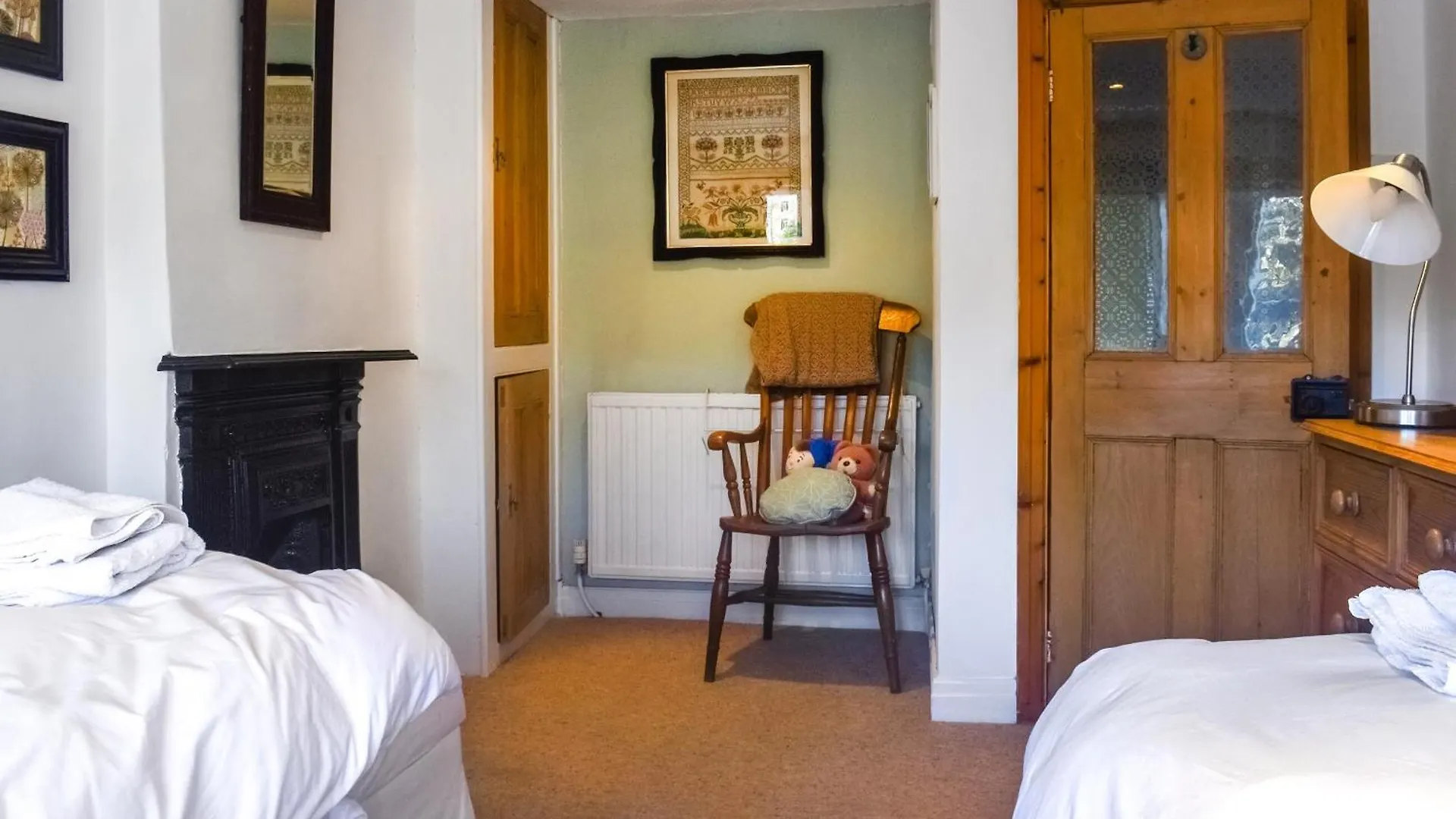 Weavers Cottage Haworth 0*,